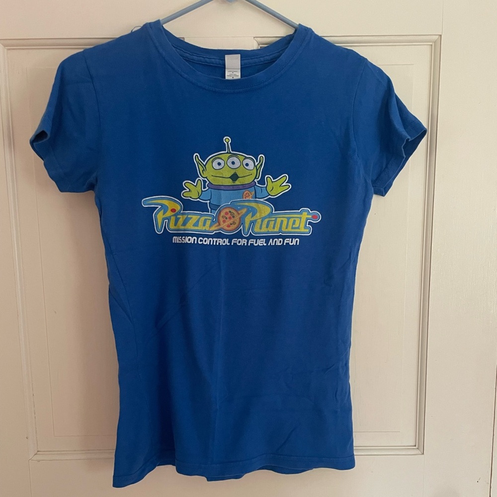 Toy Story Blue Pizza Planet Alien Graphic Tee - Size Medium Women’s